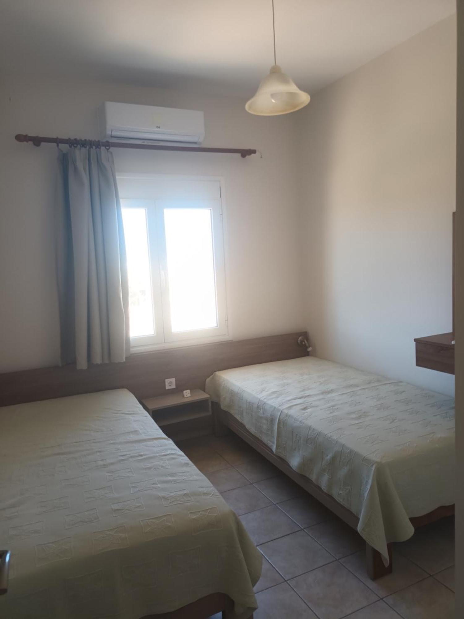 Cathrin Beach Apartments Stavrós エクステリア 写真